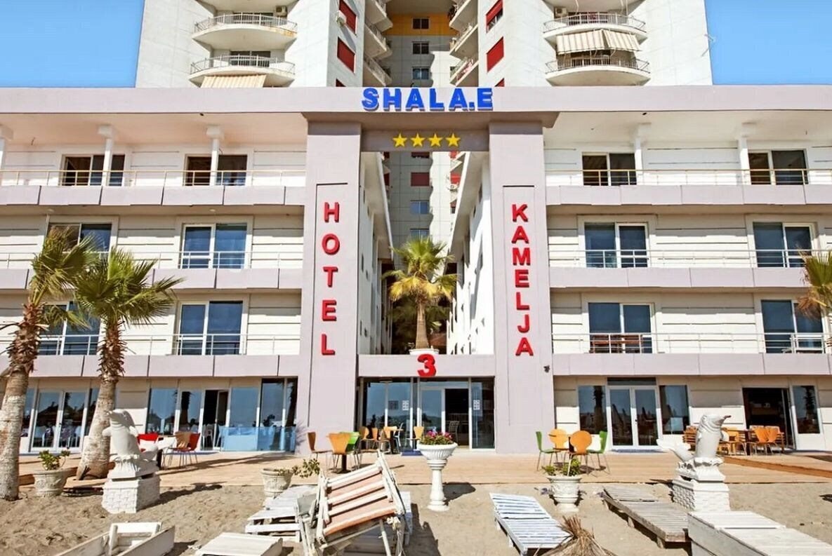 Отель Resort Kamelia 3 3*